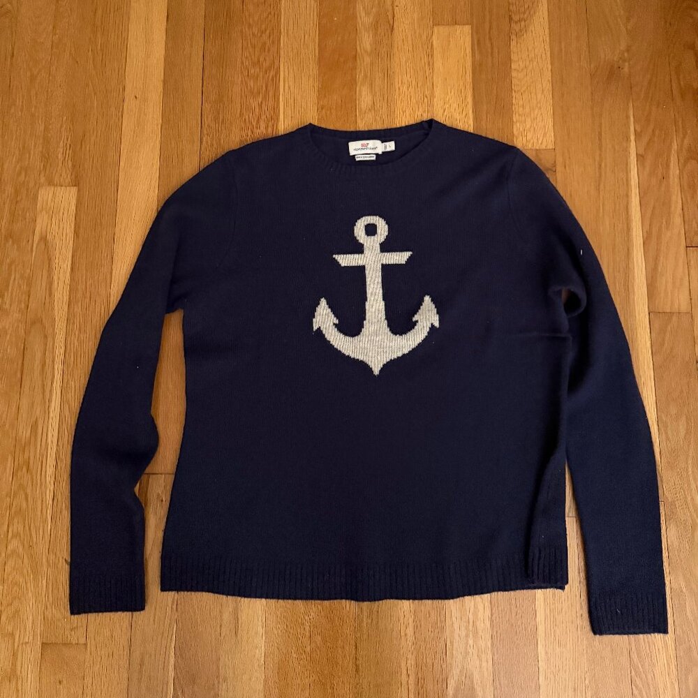 Vineyard Vines Navy Sweater with Gray Anchor Design